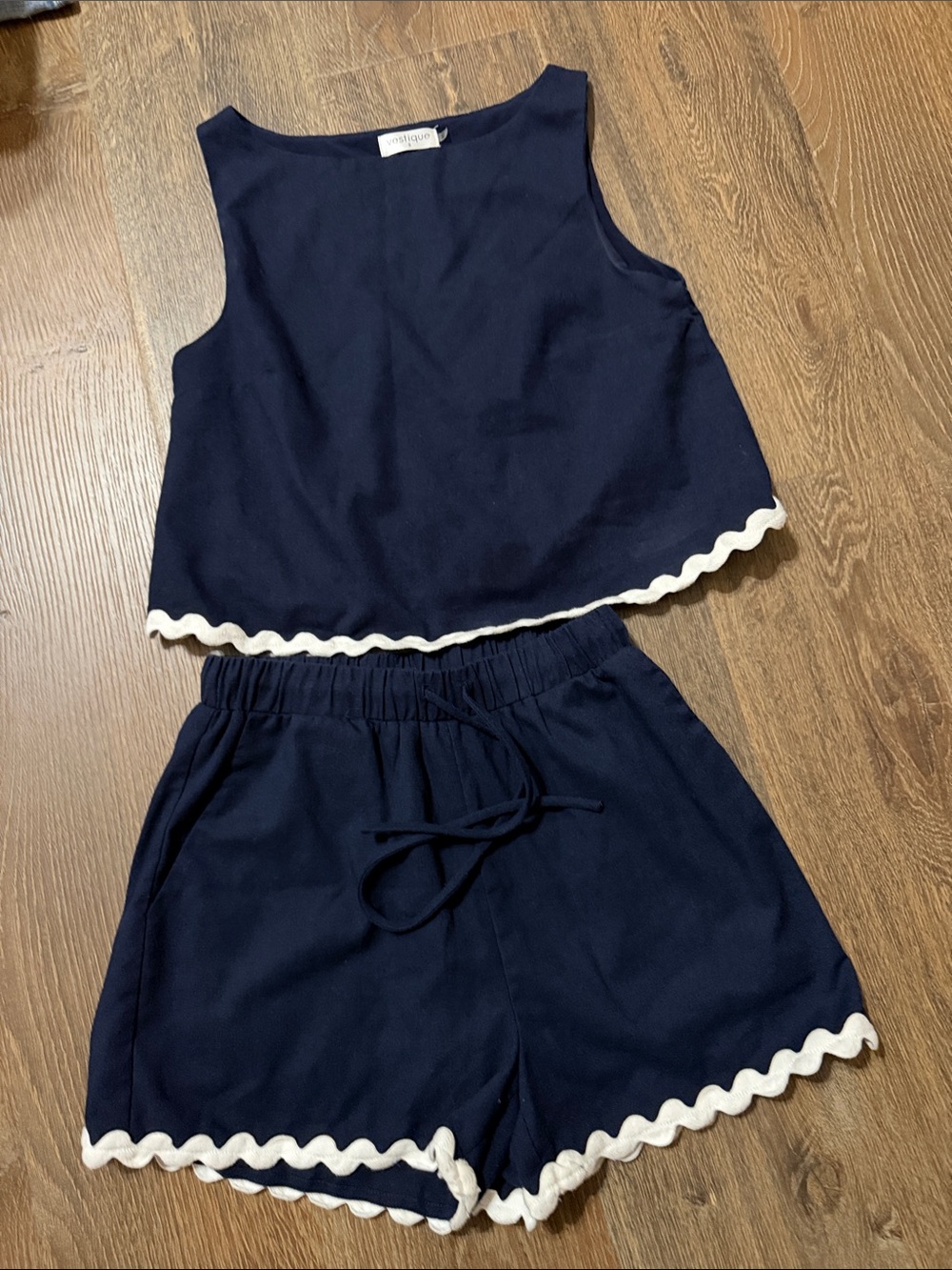 vestique Navy Women's Shorts Set with White Scallop Trim